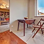 Apartament Wojskowa Apartment *