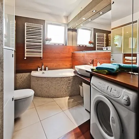 Apartament Wojskowa